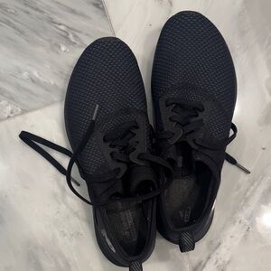 Black Athletic Women’s Shoes
